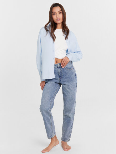 Брюки женские джинсовые Mom Fit в голубом цвете 2024-DTW402-2 Mark Formelle оптом